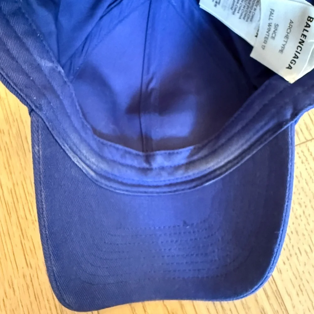 AUTHENTIC BALENCIAGA 2017 CAMPAIGN HAT